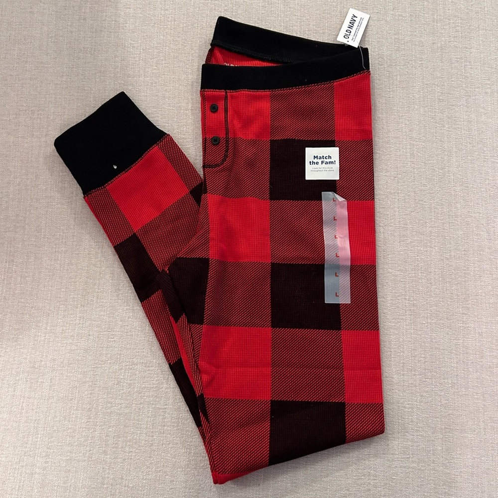 Old Navy Christmas pajamas, joggers. Size L.